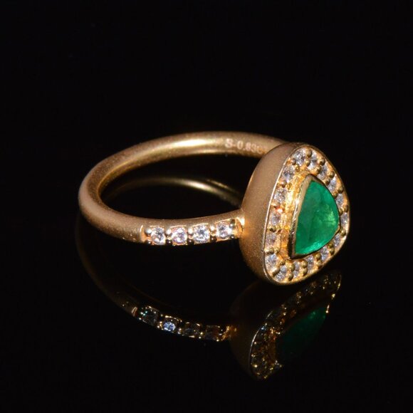 Certified Natural 1.25CTS VS F Diamond Colombian Emerald 18K Solid Gold Ring - Picture 9 of 10